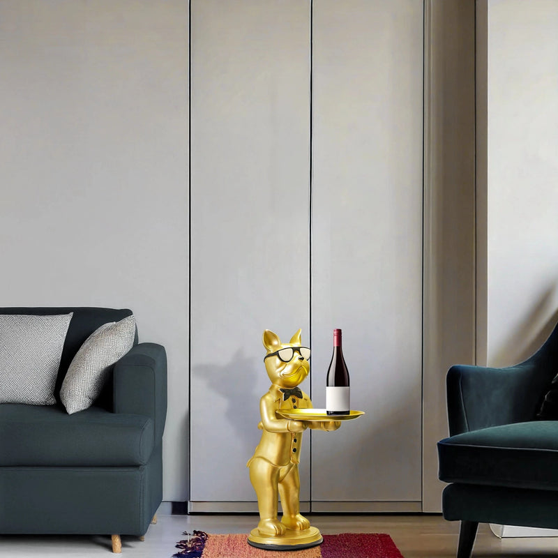 Sir Pugalot – The Golden Butler
