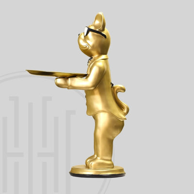 Sir Pugalot – The Golden Butler