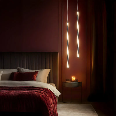 TwistRay Pendant Light