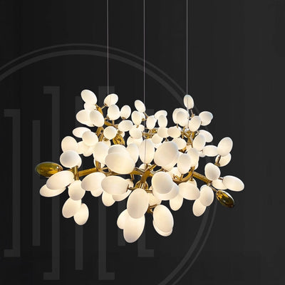 Uvae Albae Round Chandelier