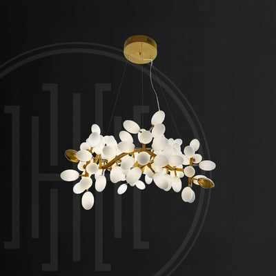 Uvae Albae Round Chandelier
