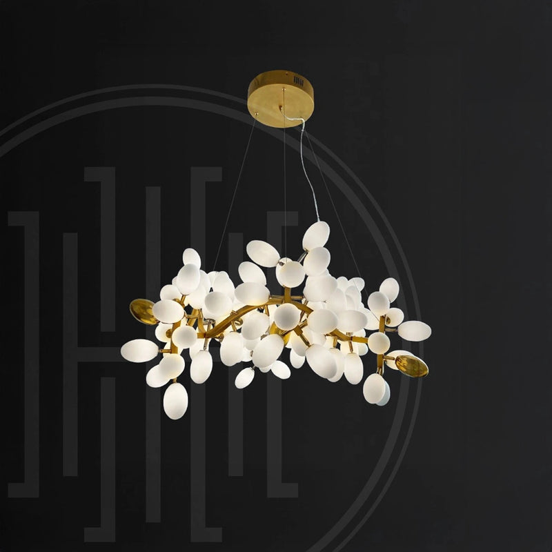 Uvae Albae Round Chandelier