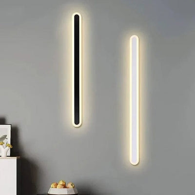 Sleek wall light